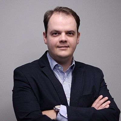André Krueger Senior Advisor & banker