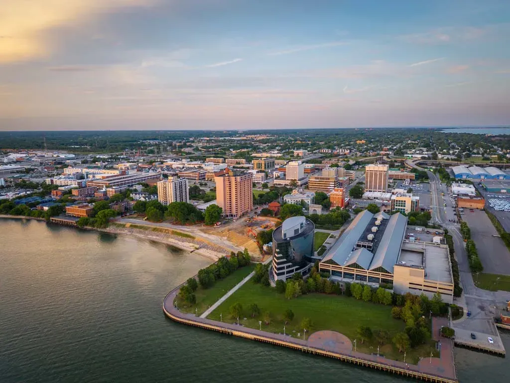 Newport News, VA