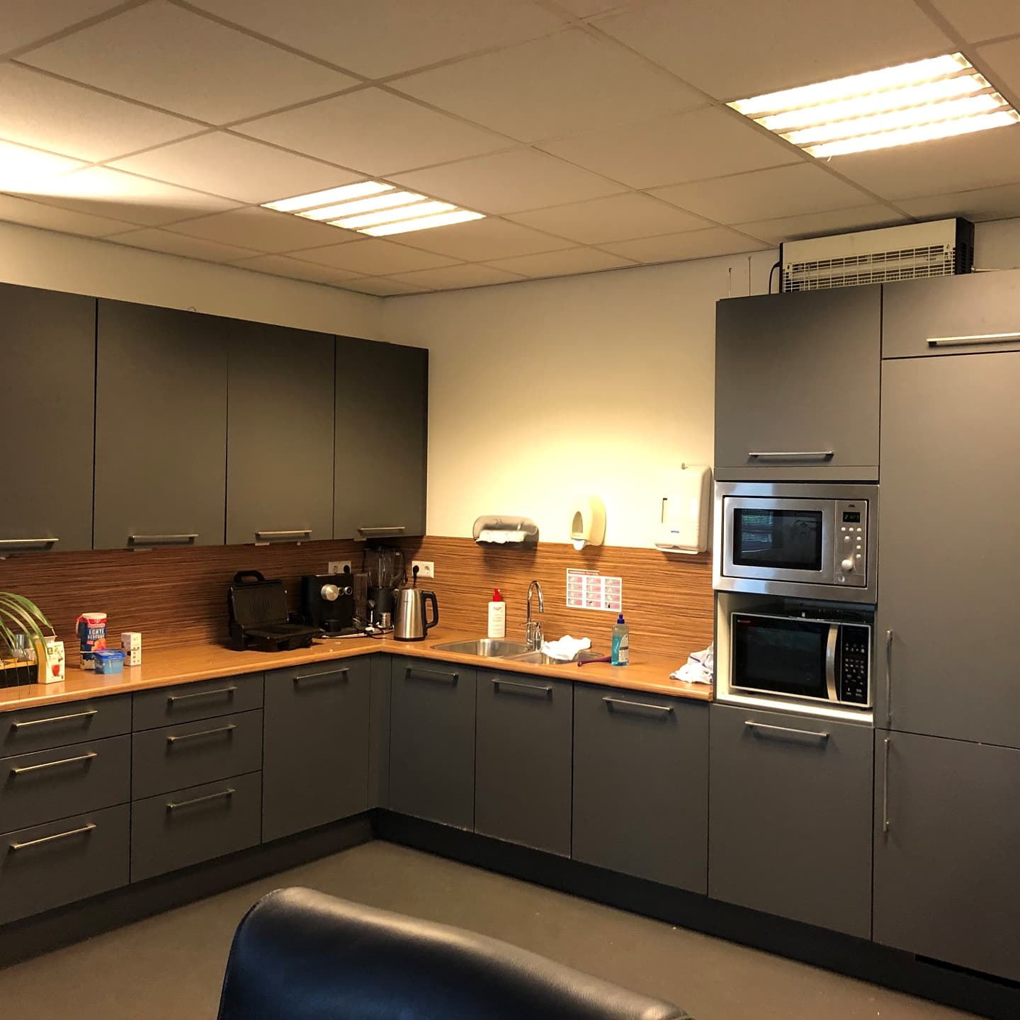 keuken wrappen Ambulancepost Gouda voor