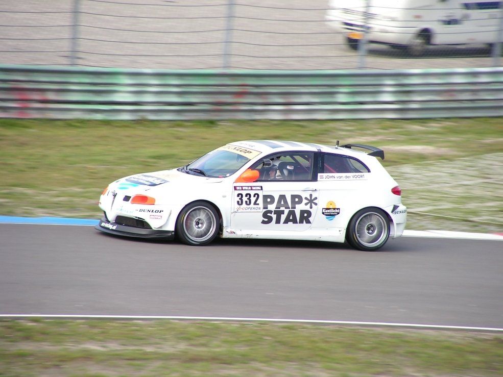 Alfa Romeo 147 GTA (ACS Racing) - #332 John van der Voort