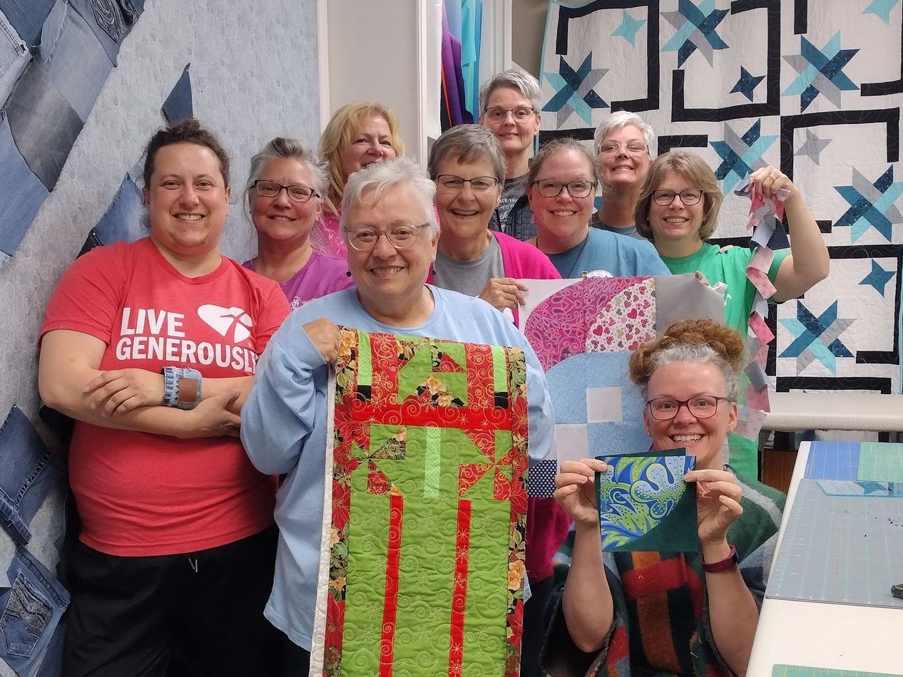 July Quilt Retreat at Rachel Ann Quilts Quilt Retreat at Rachel Ann Quilts is filled with sewing, laughter, fun, and food. Sign up today!