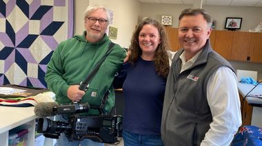 Rachel Ann with Jeff Alexander Rachel Ann of Rachel Ann Quilts talking with Jeff Alexander, host of Small Towns for WBAY