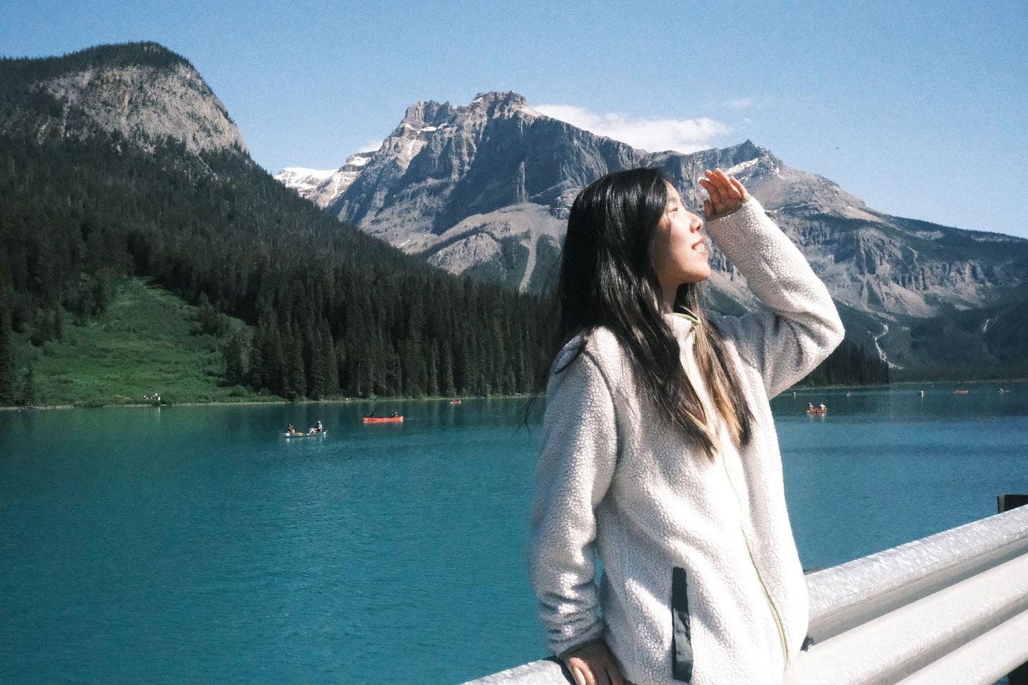 Scenic view in Emerald Lake, Yoho National Park captured by Banff Bear Travel professional photographer guide