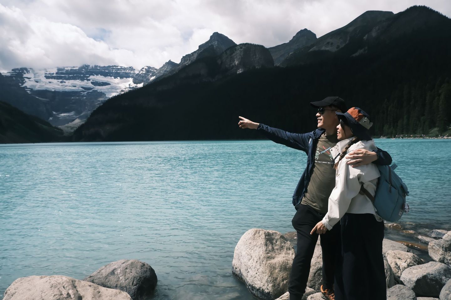 Happy guests on Banff Bear Travel small group tour, max 14 guests per tour from Calgary to Lake Louise, Banff National Park