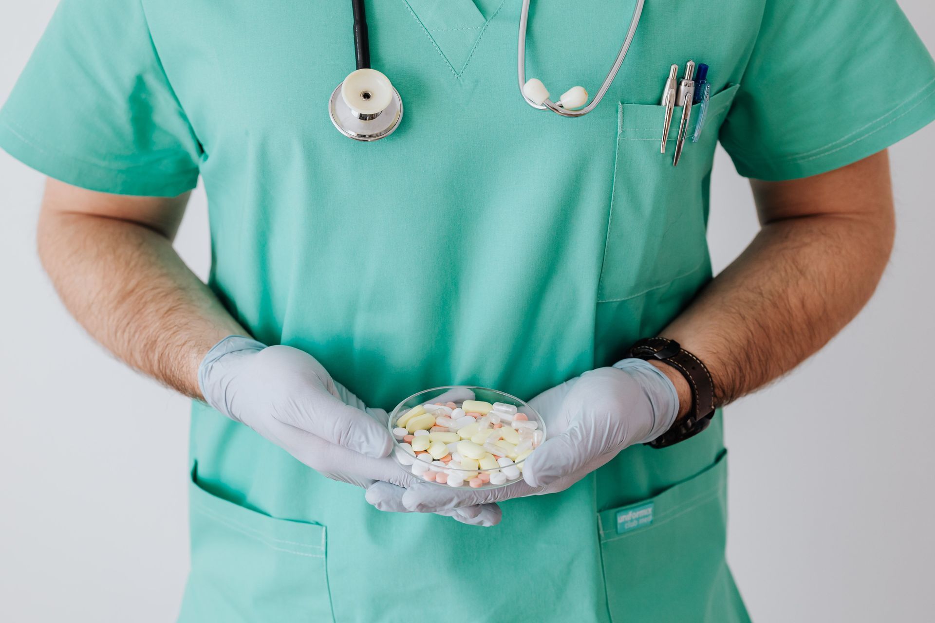 Doctor reviewing medical charts related to a Georgia malpractice claim