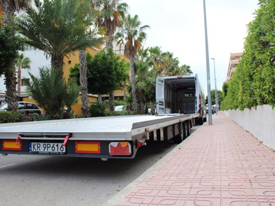 Autocarro con rimorchio