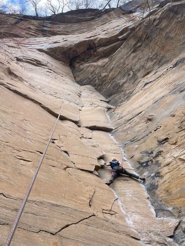 red river gorge climbing guides belay rock climber in the red river gorge