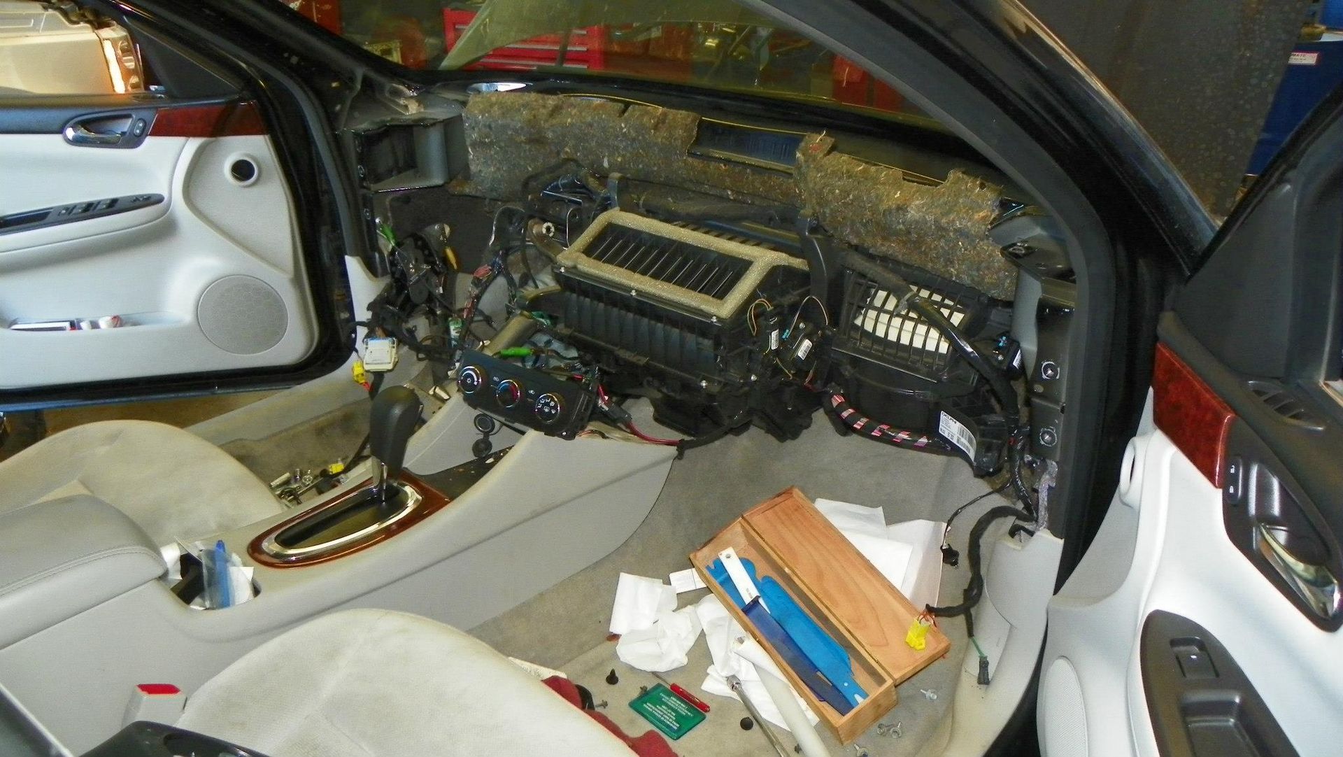 Vehicle Electrical And Dashboard Repair | Zway Automotive