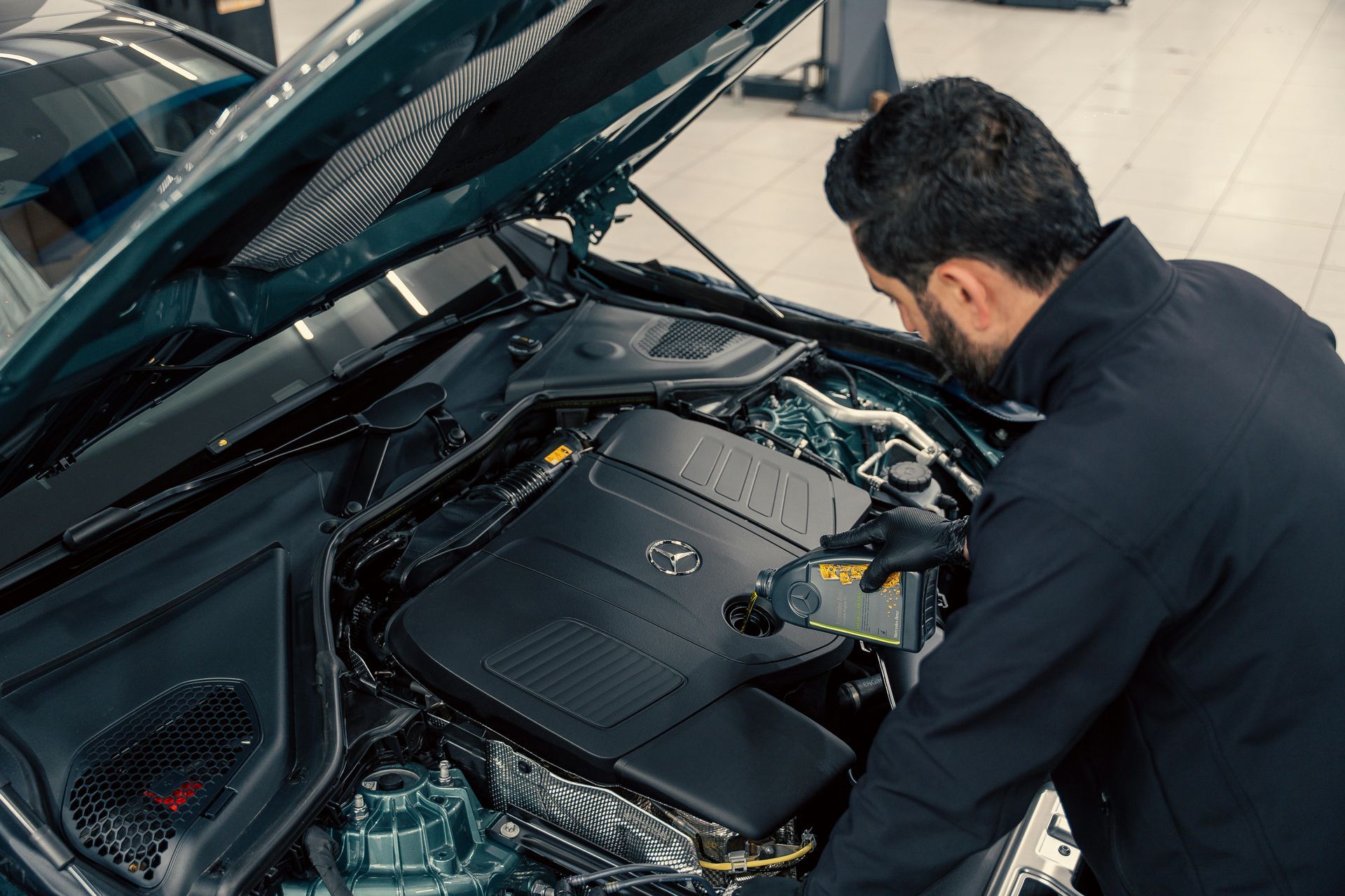 Oil Change Service In Valencia CA | Zway Automotive