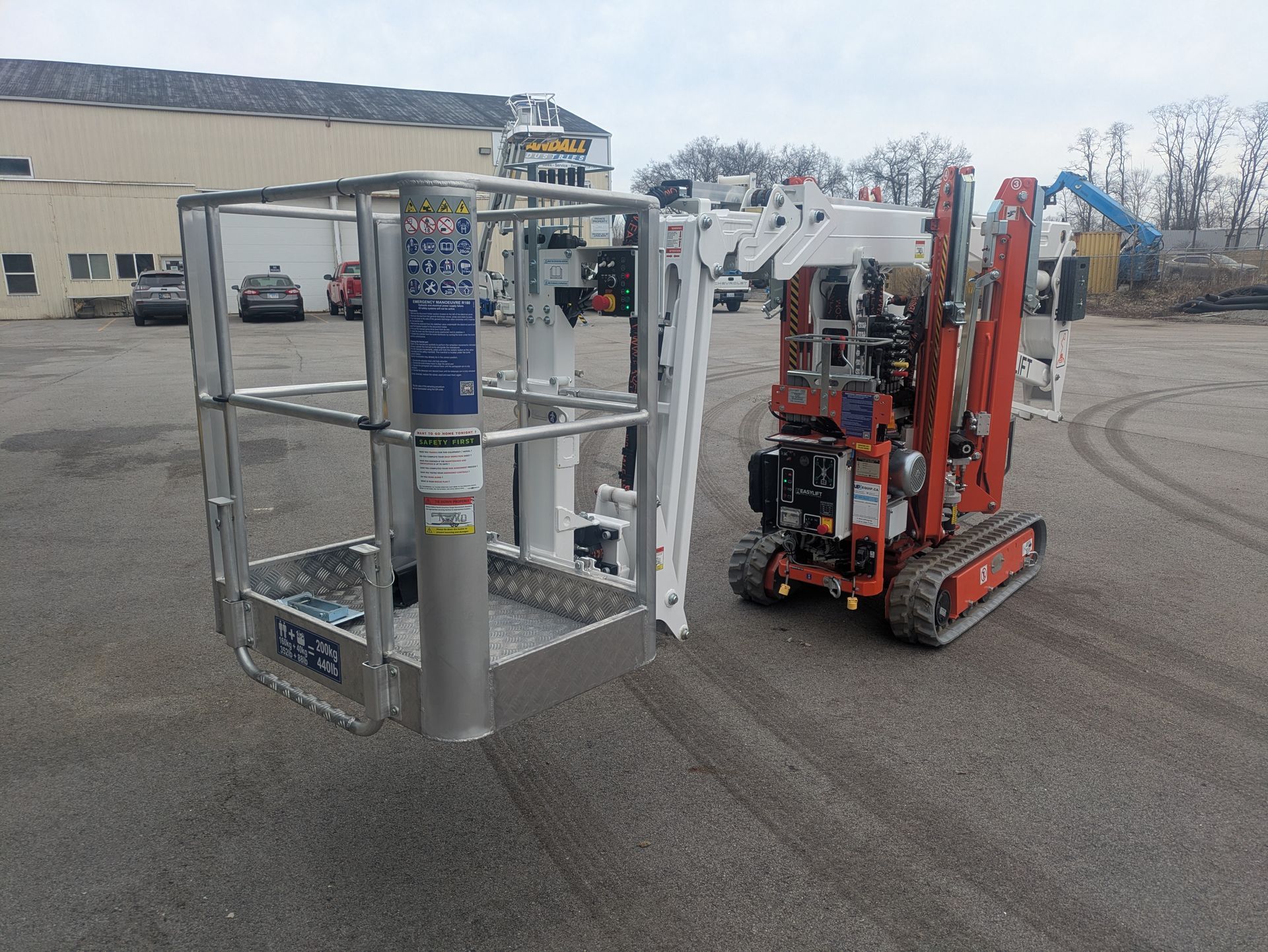 Easy Lift R180 Tracked Aerial Platform