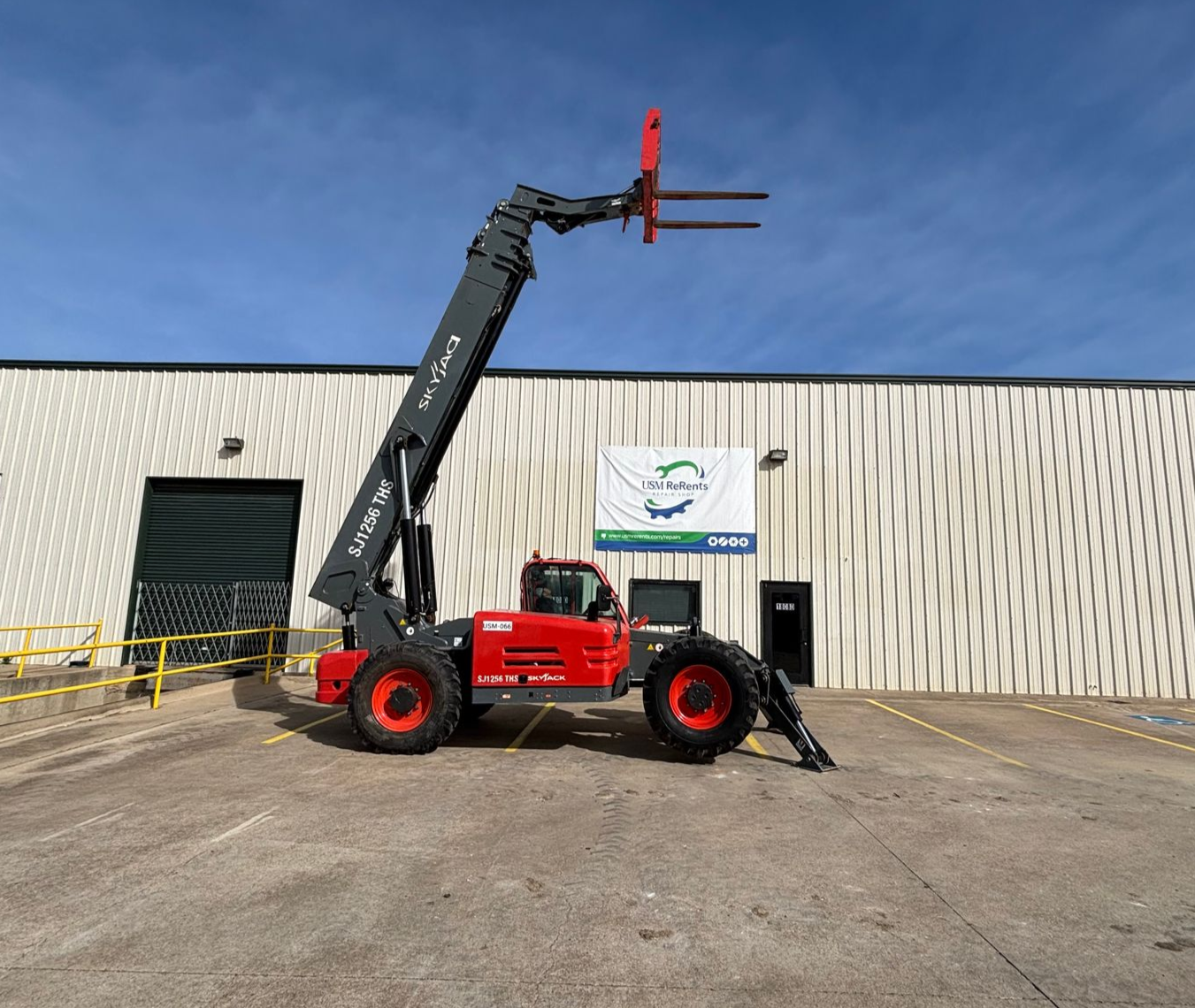 SKYJACK SJ1256TH CAB Telehandler