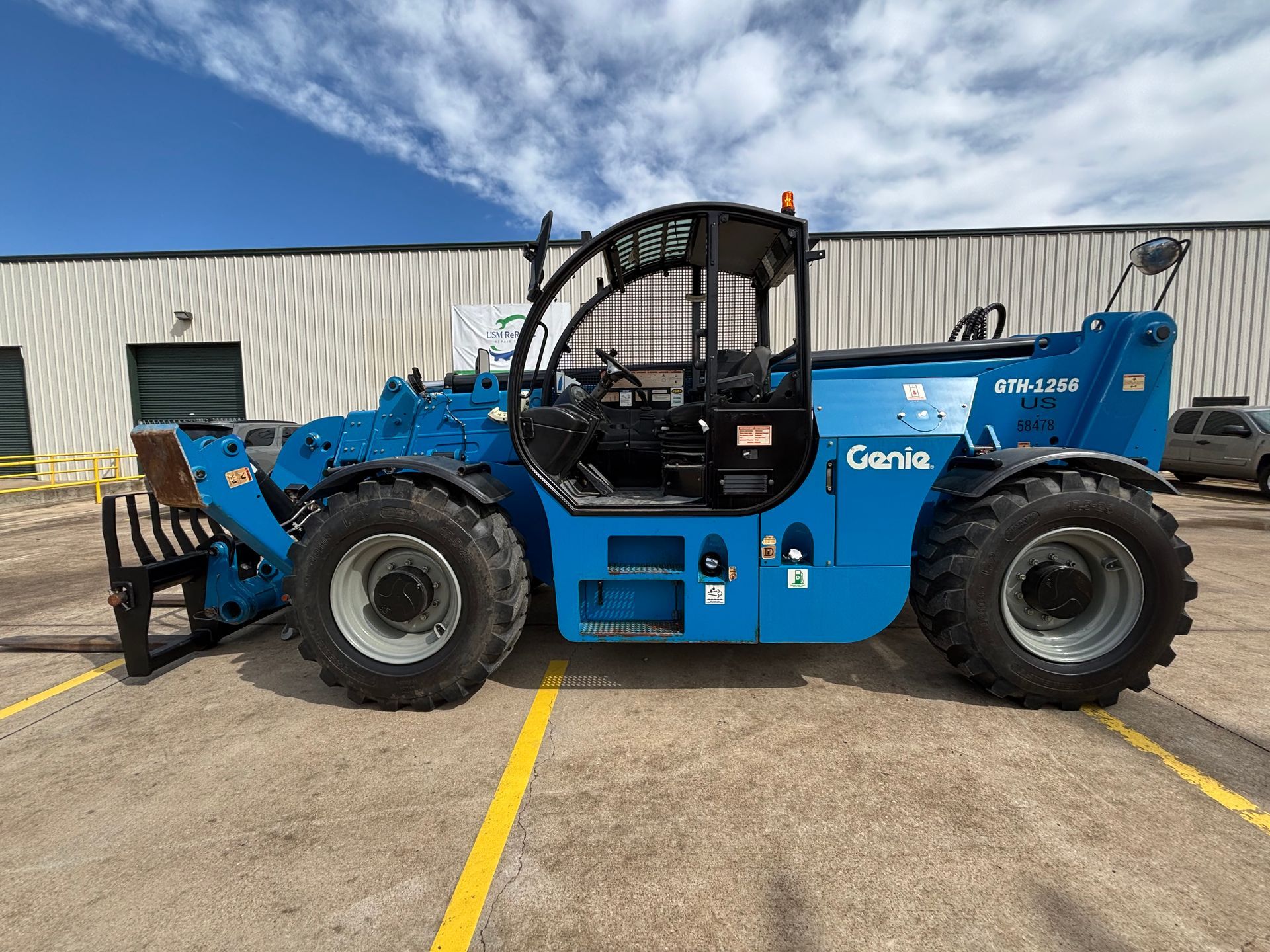 2018 GENIE GTH1256 Telehandler