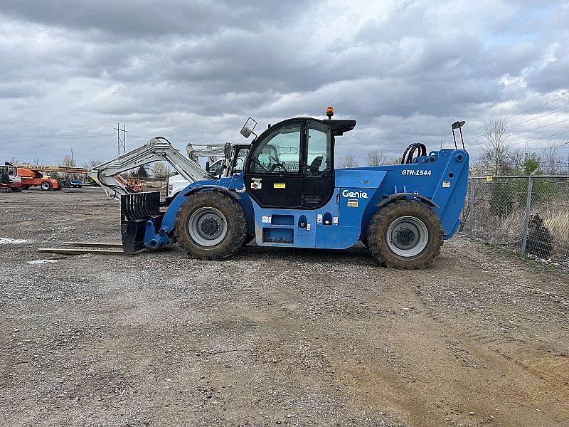 2019 GENIE GTH1544 CAB Telehandler