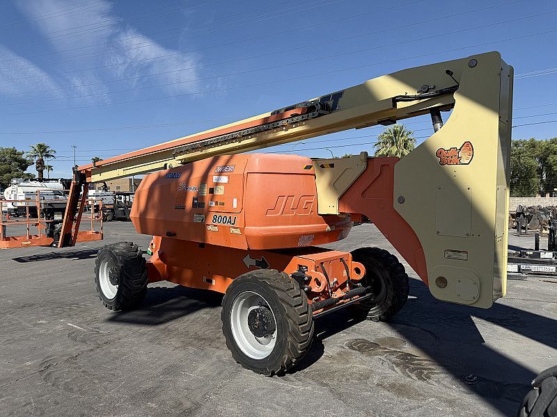 2017 JLG 800AJ Articulating Boom Lift
