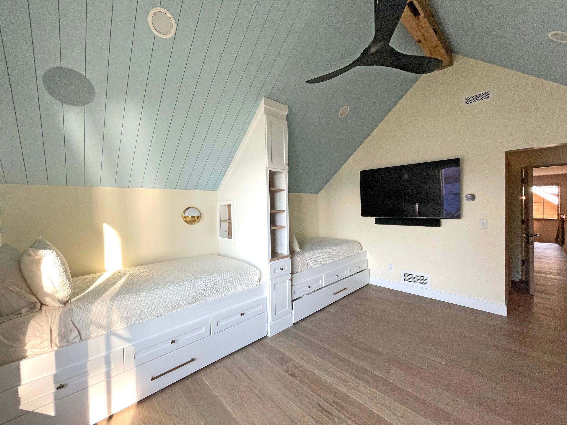 Proffessional Residential Painting Services Better Than New Painting