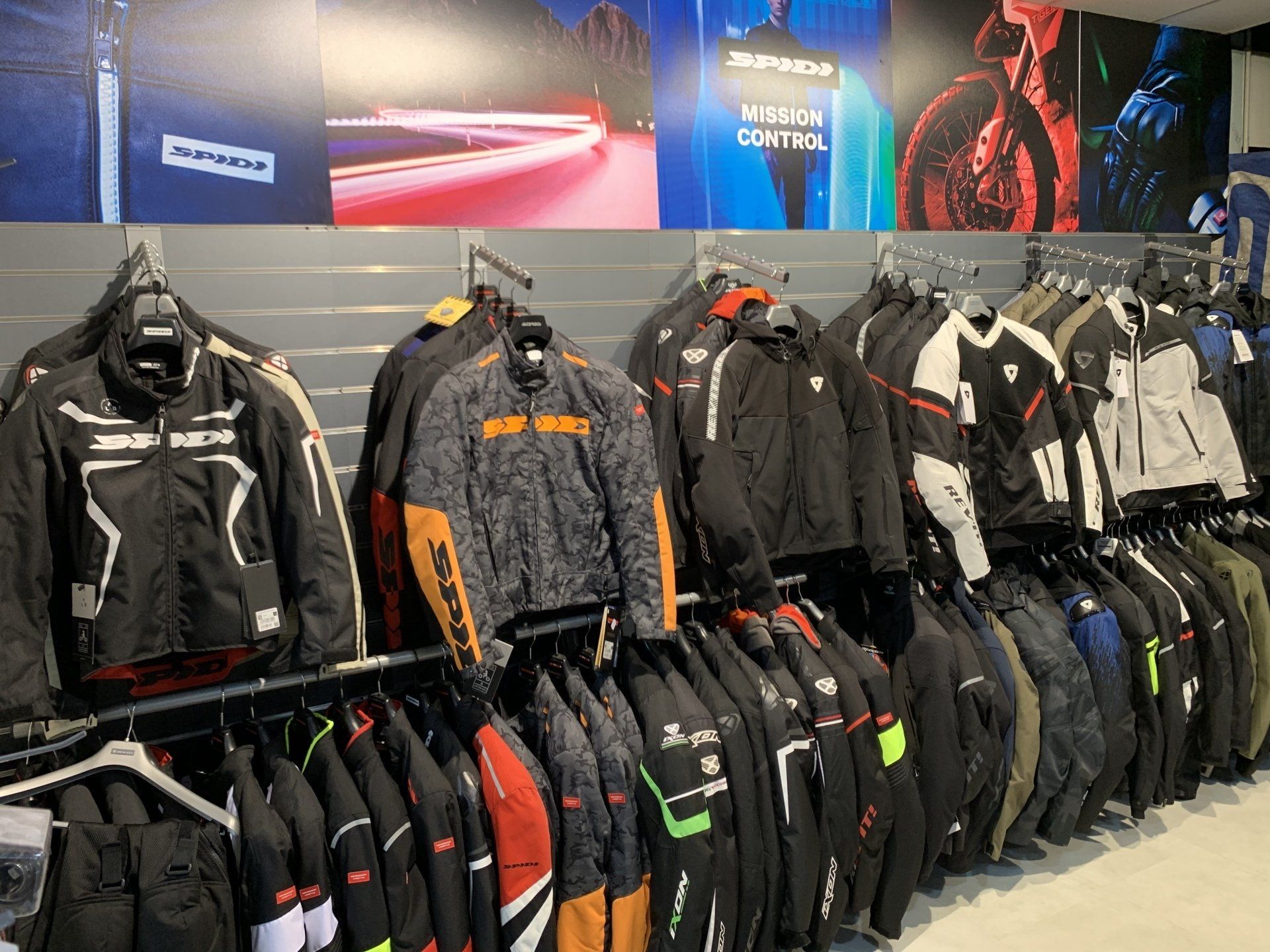 abbigliamento moto