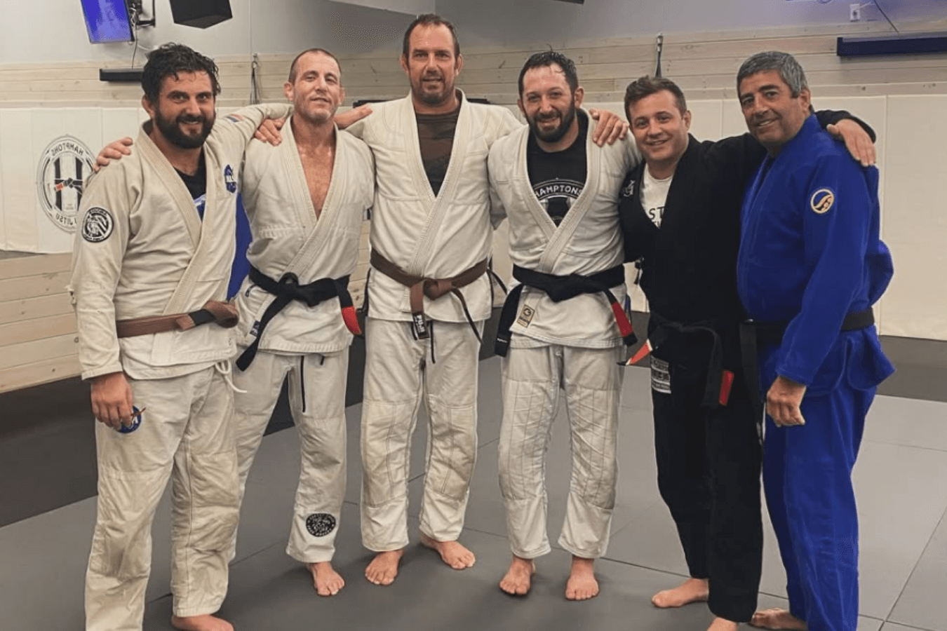 Students training jiu jitsu at Hamptons Jiu-Jitsu in Southampton, NY, building calm focus and resilience.