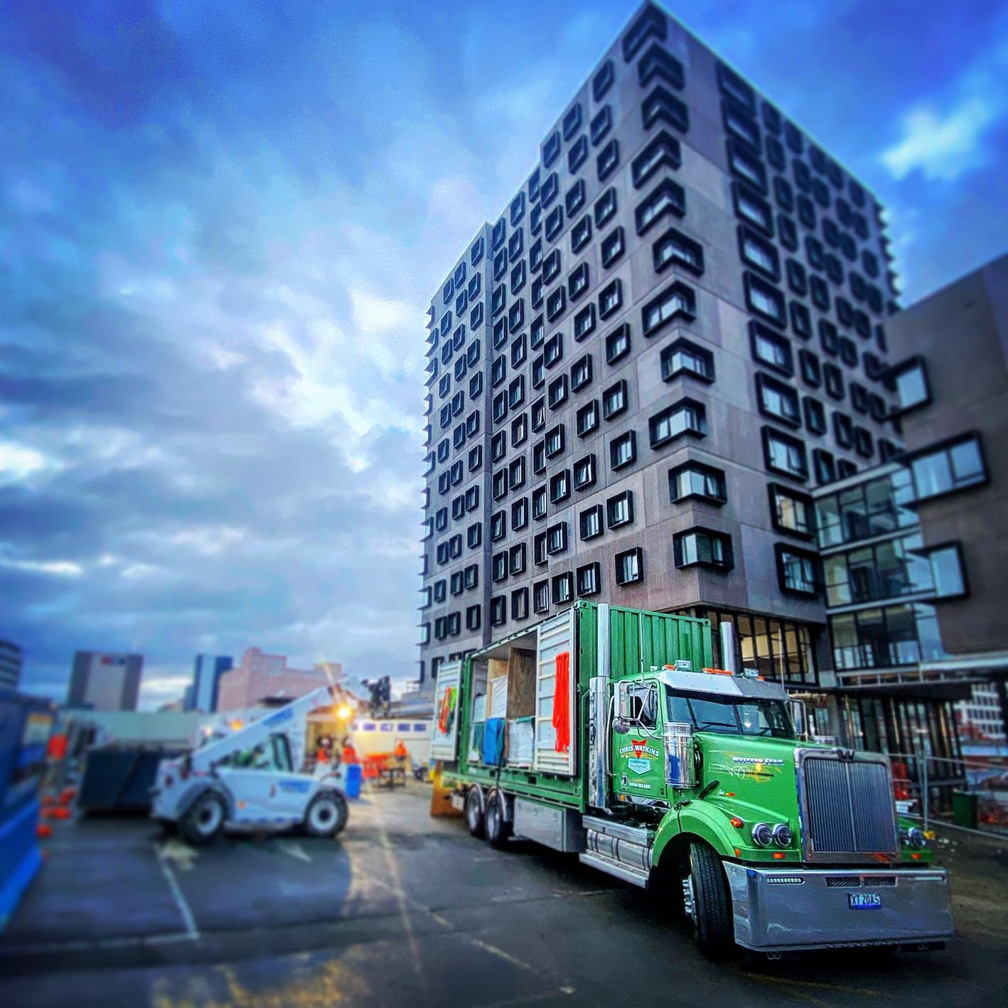 trucks on the move for interstate removalists in hobart