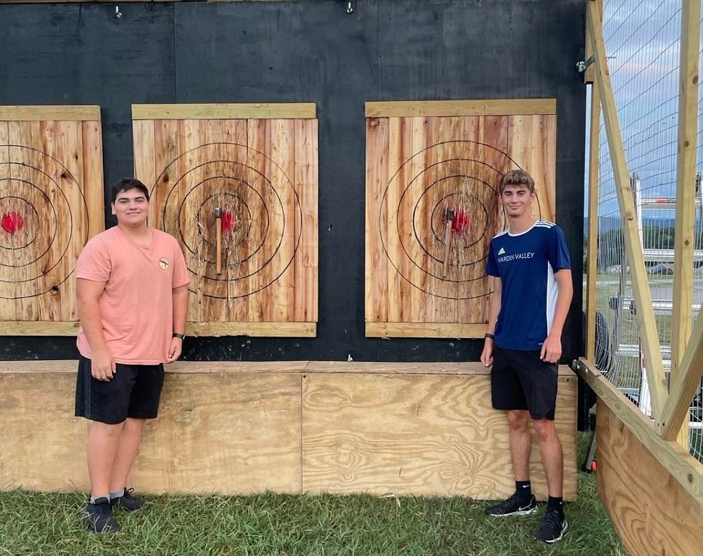 Unique Mobile Axe Throwing Experience In Knoxville, TN SmartAxes