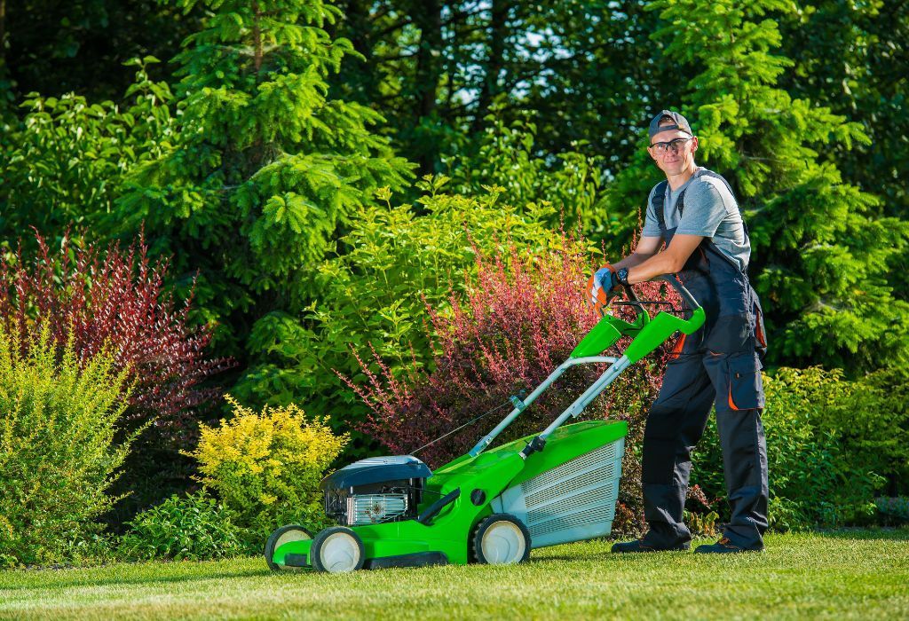 lawn care in Idaho Falls for homeowners