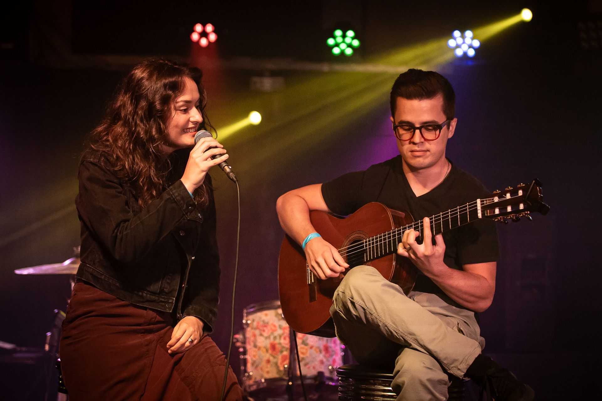 Mix It Up Artist Showcases