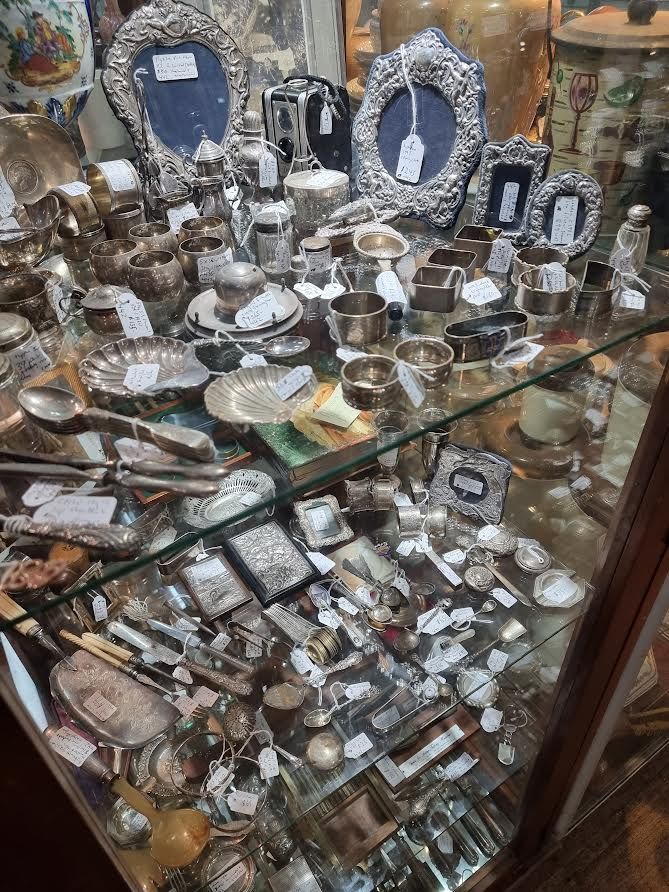 Antiques - Vintage & Collectables Market in Ballarat