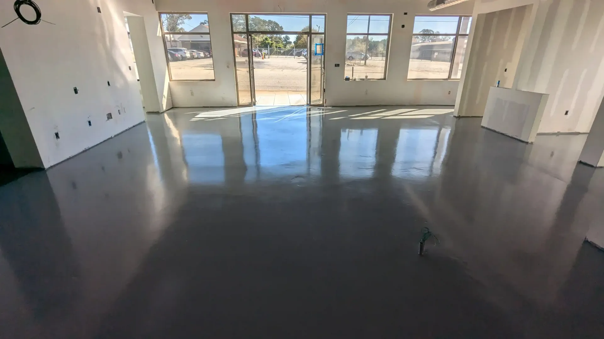Zachary Daniel Concrete finished high-wear epoxy flooring for a busy space in Seneca, South Carolina.