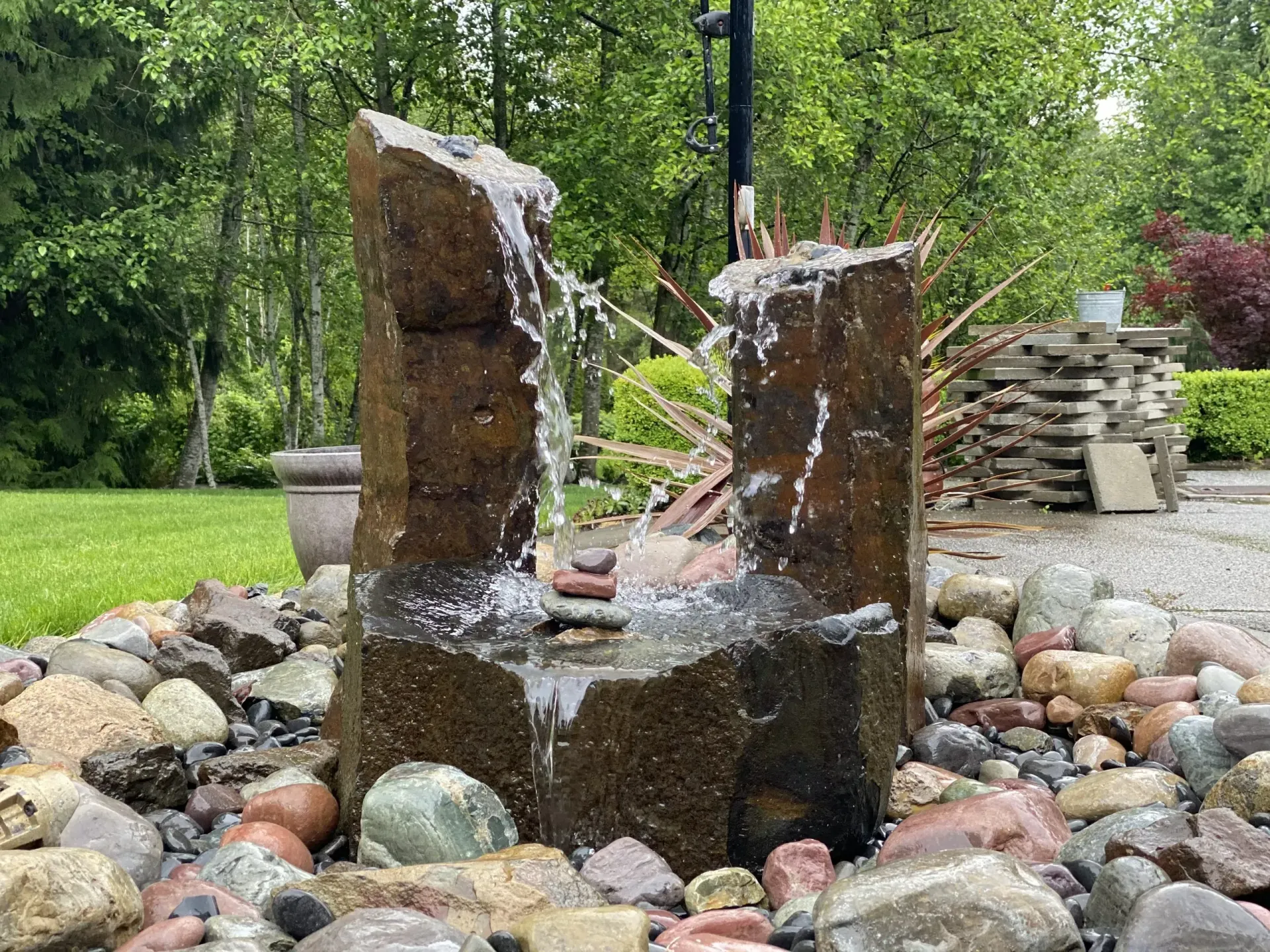 Uyeta Landscape & Maintenance Image