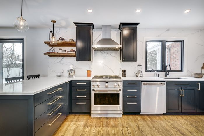 interior and exterior representing true Canadian life style in lovely homey environment