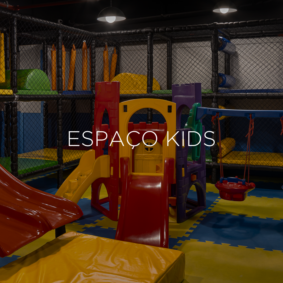 Espaço kids do Othon Palace Copacabana Rio, diversão e monitoria para crianças de 4 a 12 anos.