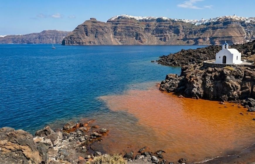 The Hot Springs Near Palea Kameni