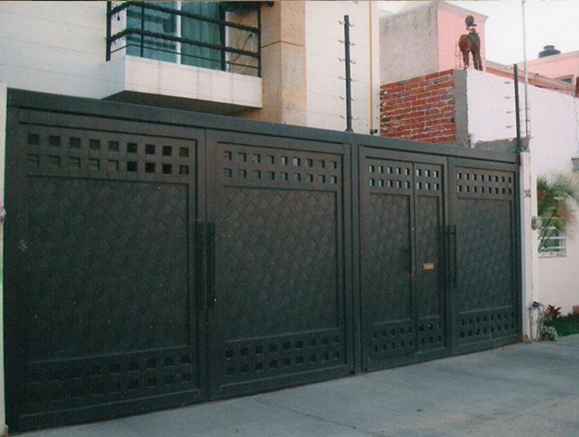 Especialistas en cortinas metálicas