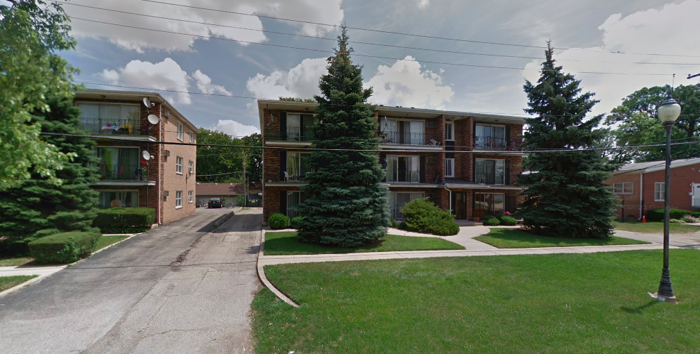 8745 S Roberts Rd