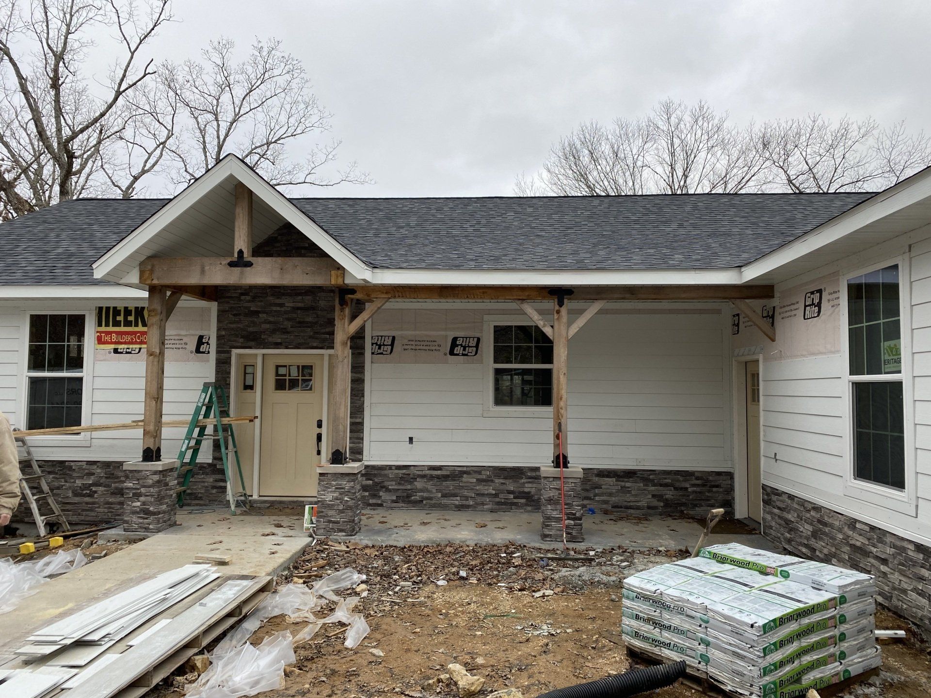 Residential Lakehouse Construction
