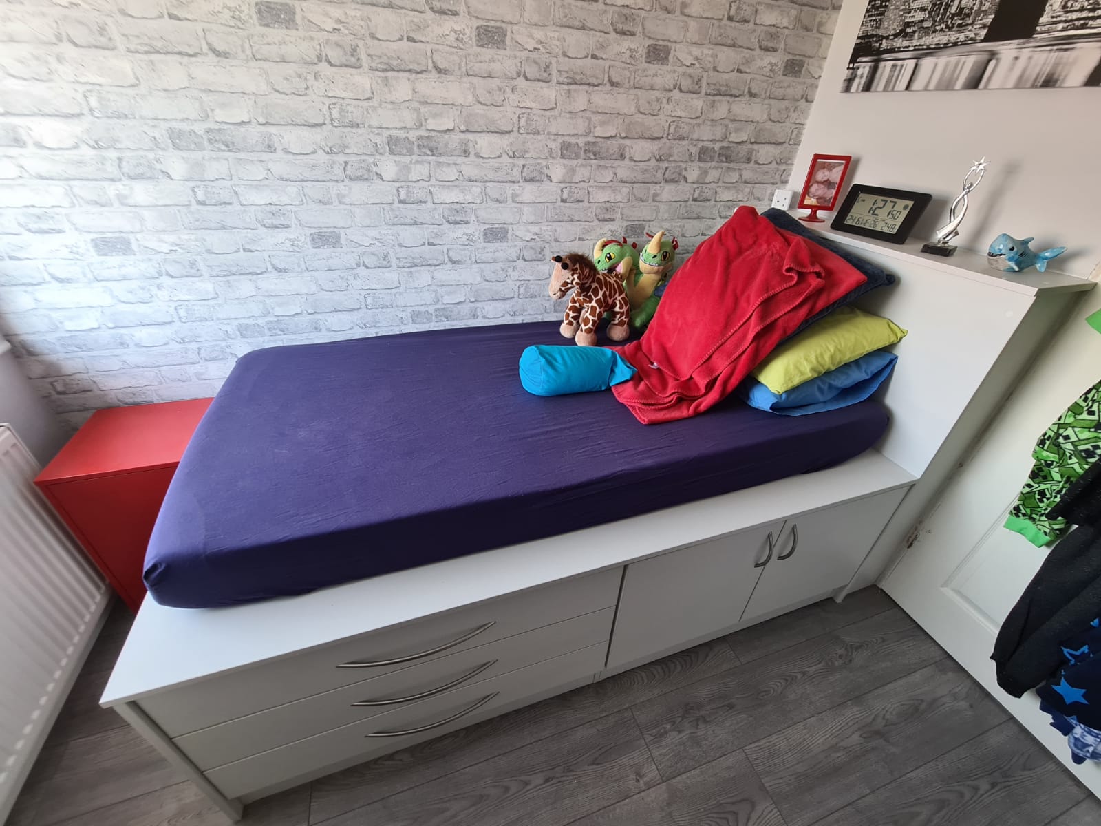 Bespoke Furniture Gallery Custom Beds Warrington, UK Use That Space