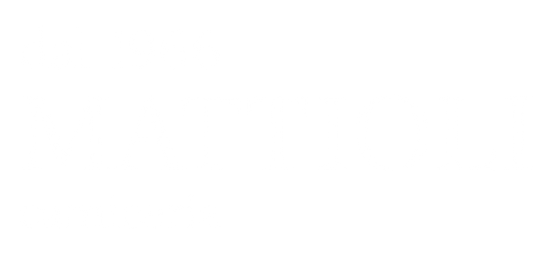 Logo per Martino Gioielli con il nome del marchio in caratteri serif bianchi separati da una linea orizzontale rossa.