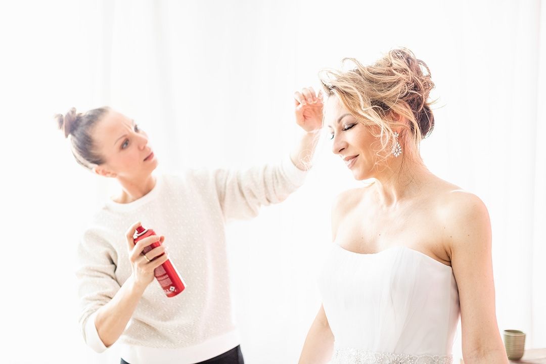 MyBrides achter de schermen tijdens het verzorgen van haar en visagie 