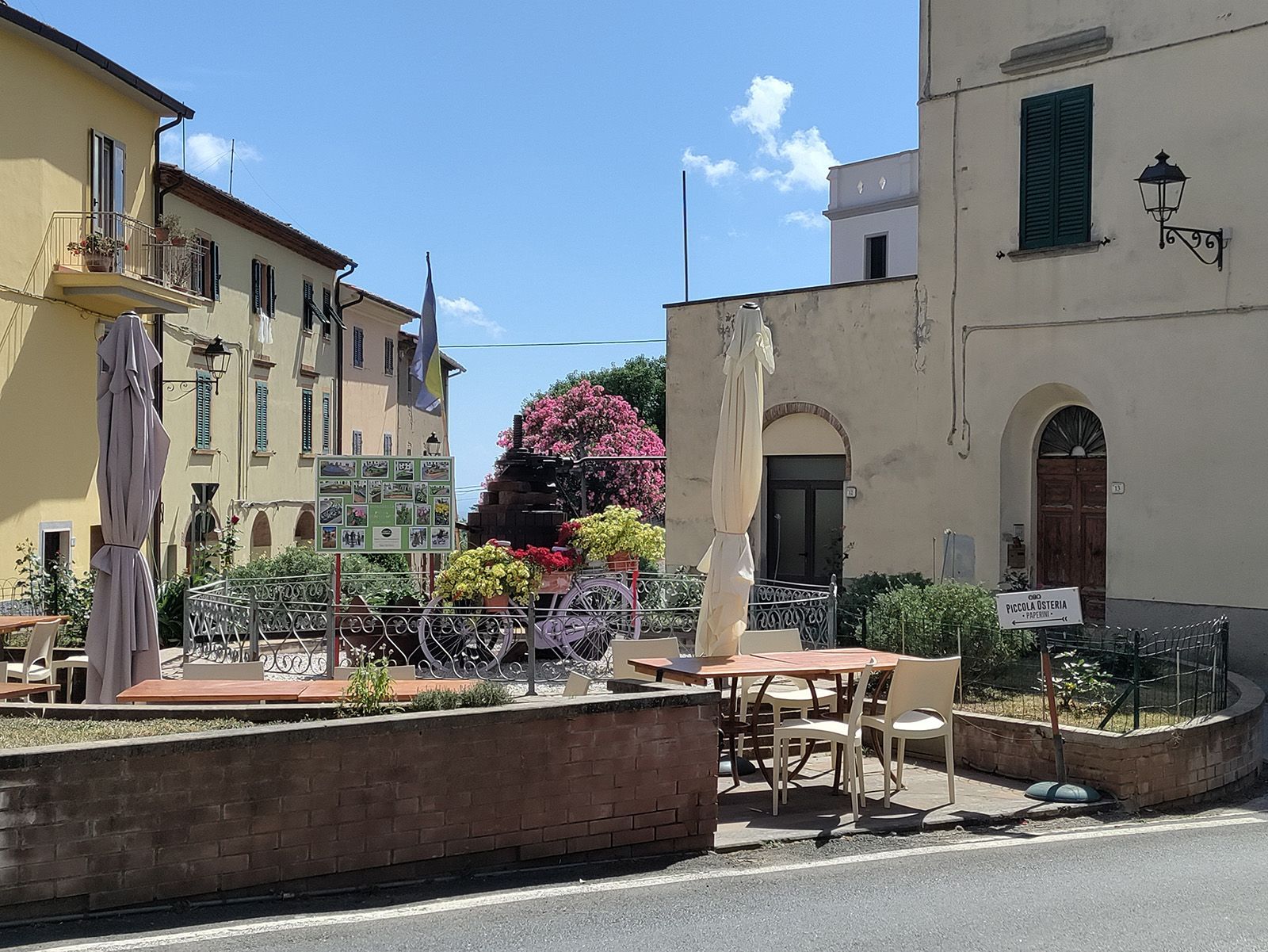 Vista panoramica delle colline di Riparbella