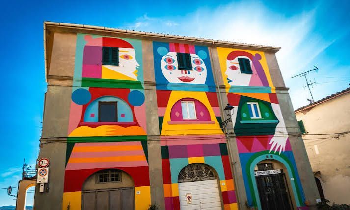 Il borgo di Riparbella