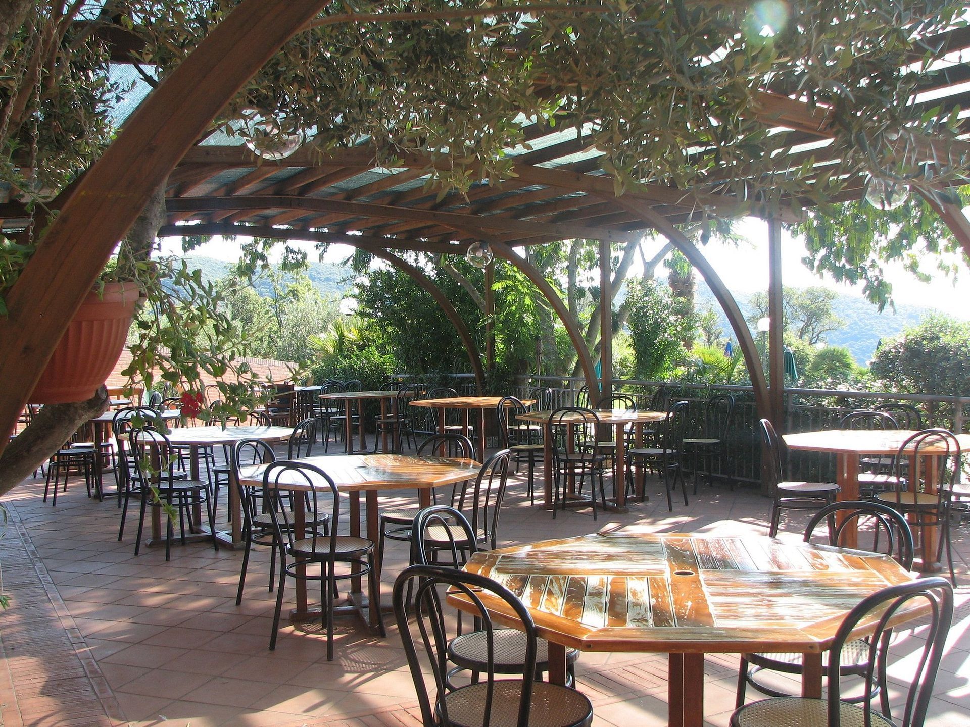 Ristorante San Pecoraio — terrazza panoramica e pizza al forno a legna
