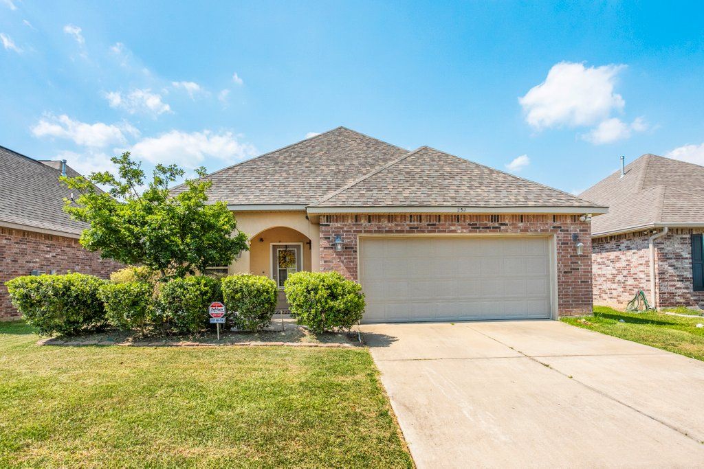 Ashlyn McDonald Jagneaux Realty Group