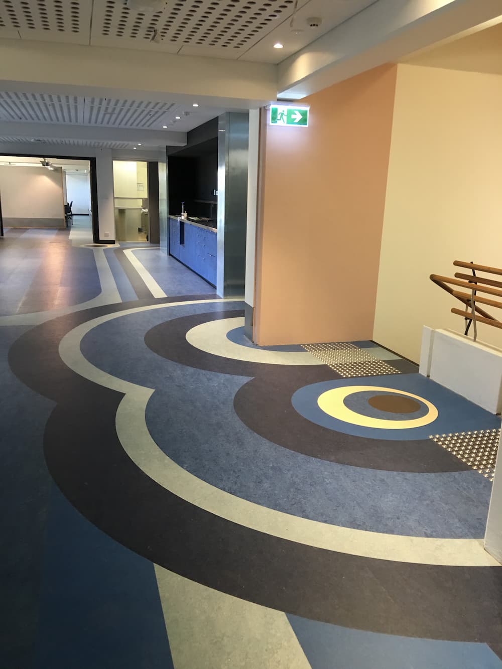 Blue Rounded Pattern Carpet - Custom Design Flooring in Alice Springs, NT