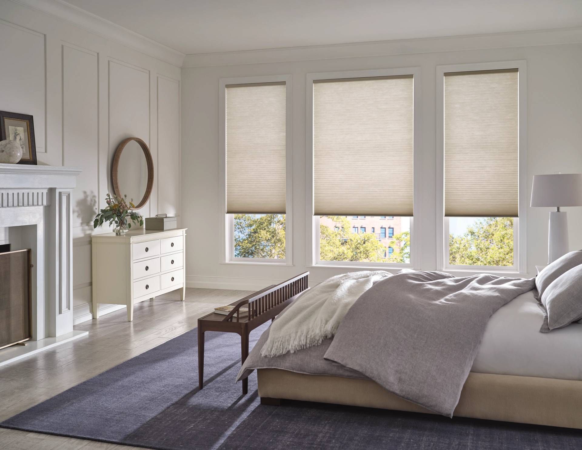 Hunter Douglas Duette® Cellular Shades with PowerView® Automation give you full control over lightin