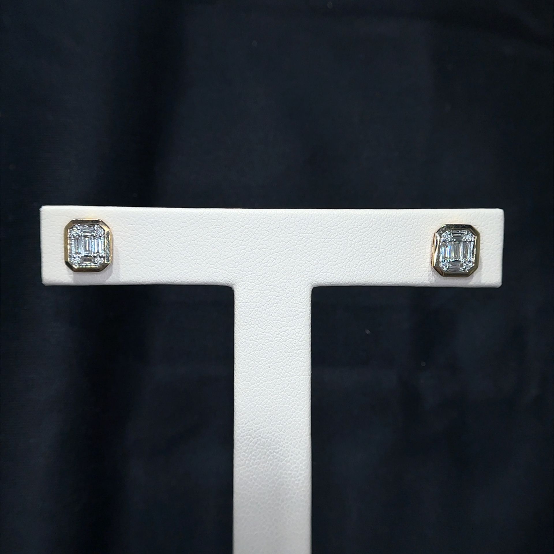 Yellow Gold Emerald-shaped Diamond Studs
