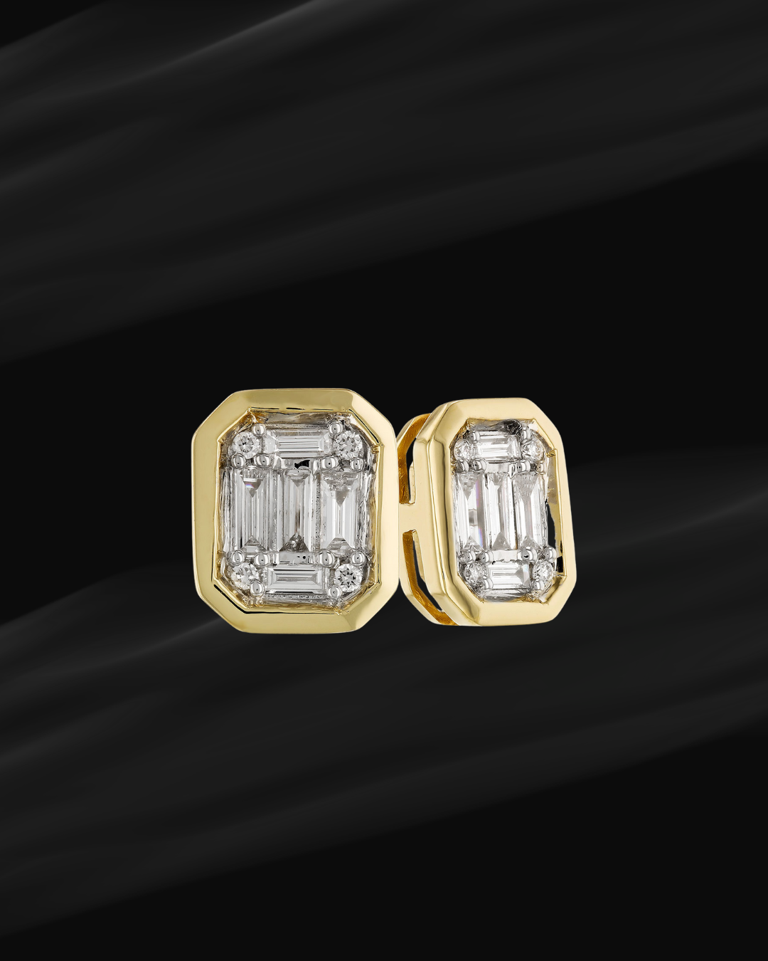 Yellow Gold Emerald-shaped Diamond Studs