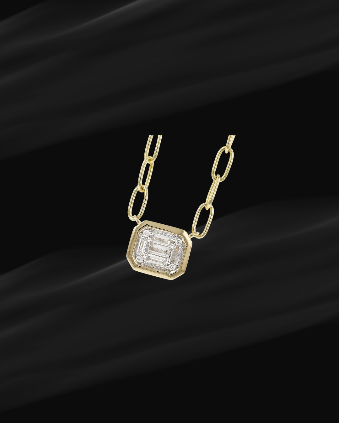 Yellow Gold Emerald-shaped Diamond Necklace