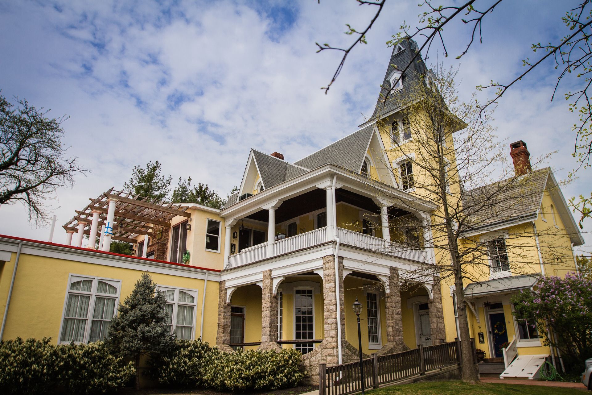 Our Facilities | Wade Funeral Home