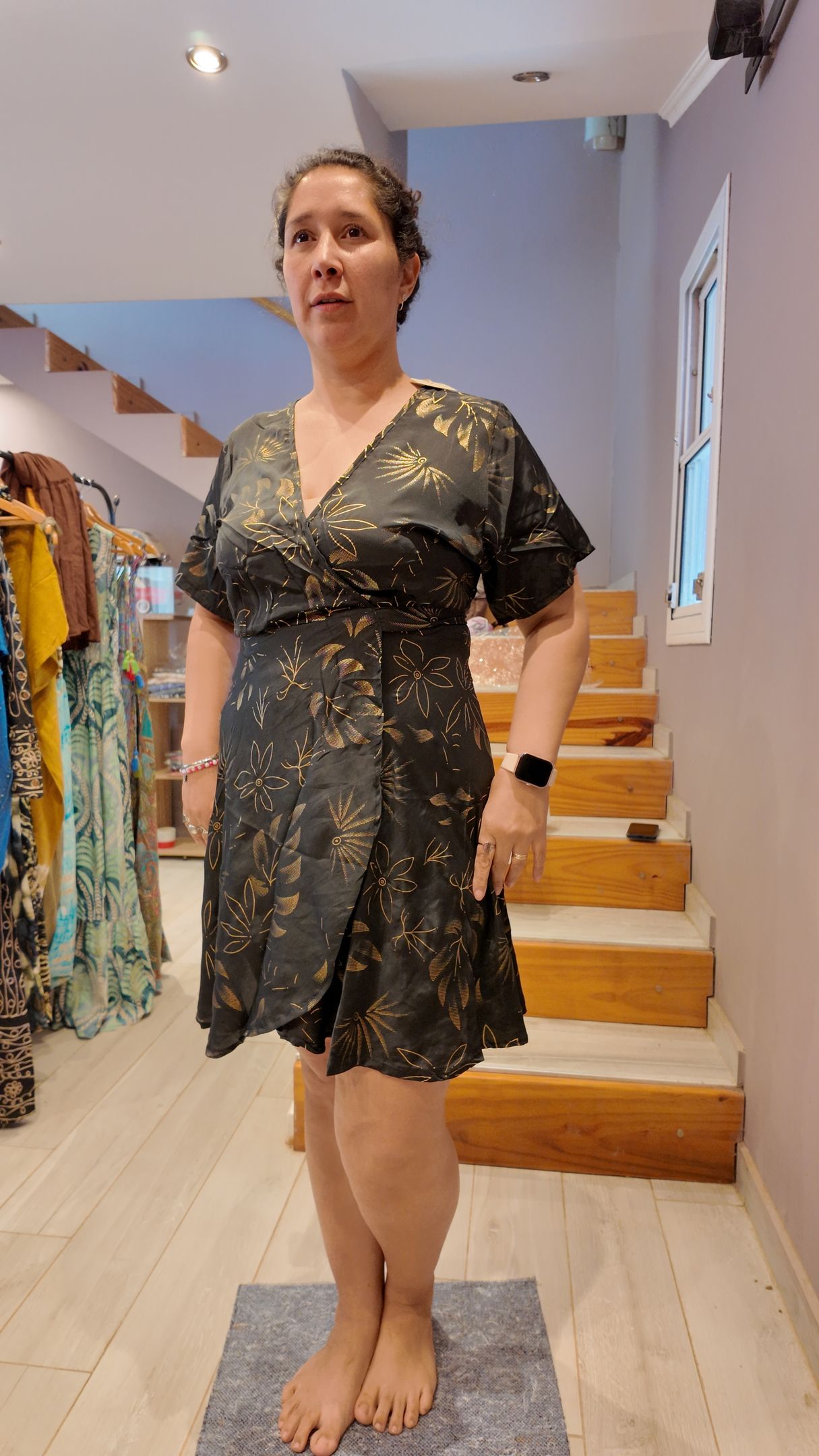 Vestido corto cruzado