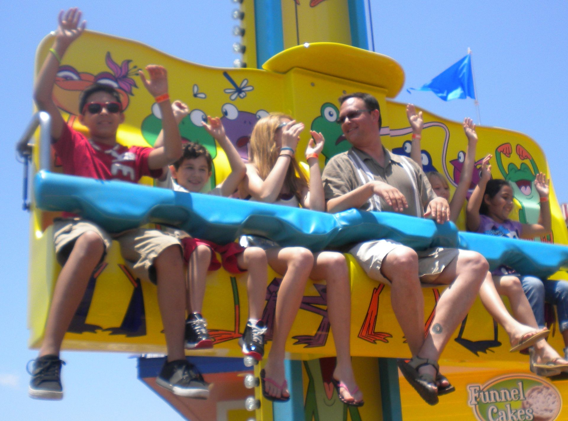 Kemah Boardwalk Jungle Bounce Ride
