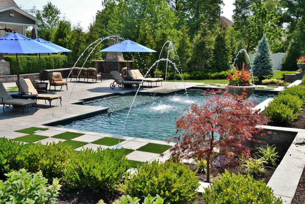 Pool Landscaping Design Ideas
